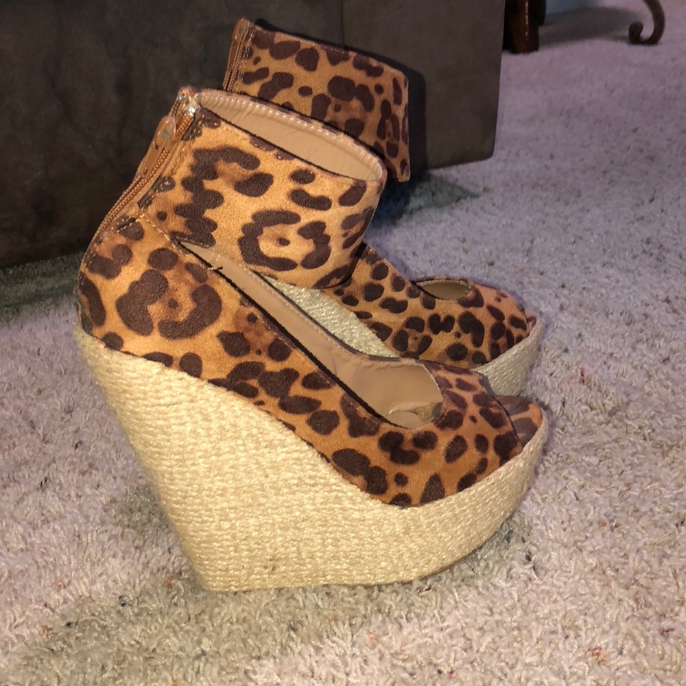 Wedges - Picture 2 of 4